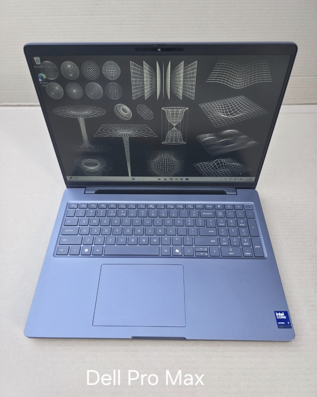 Dell Pro Max 16 (M16250)