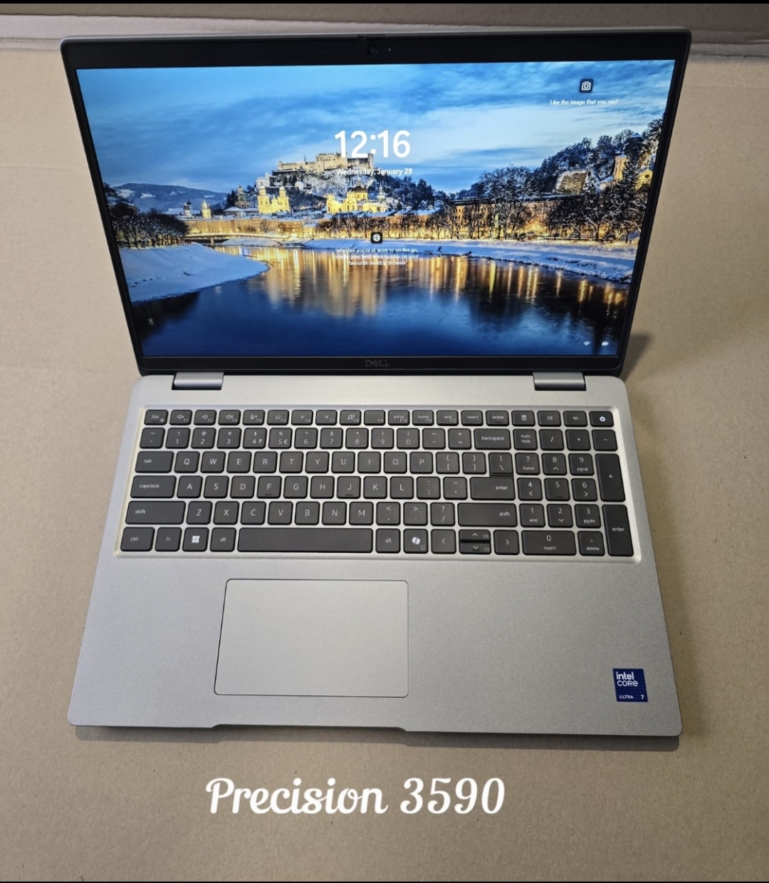 Dell Precision 3590 Workstation 