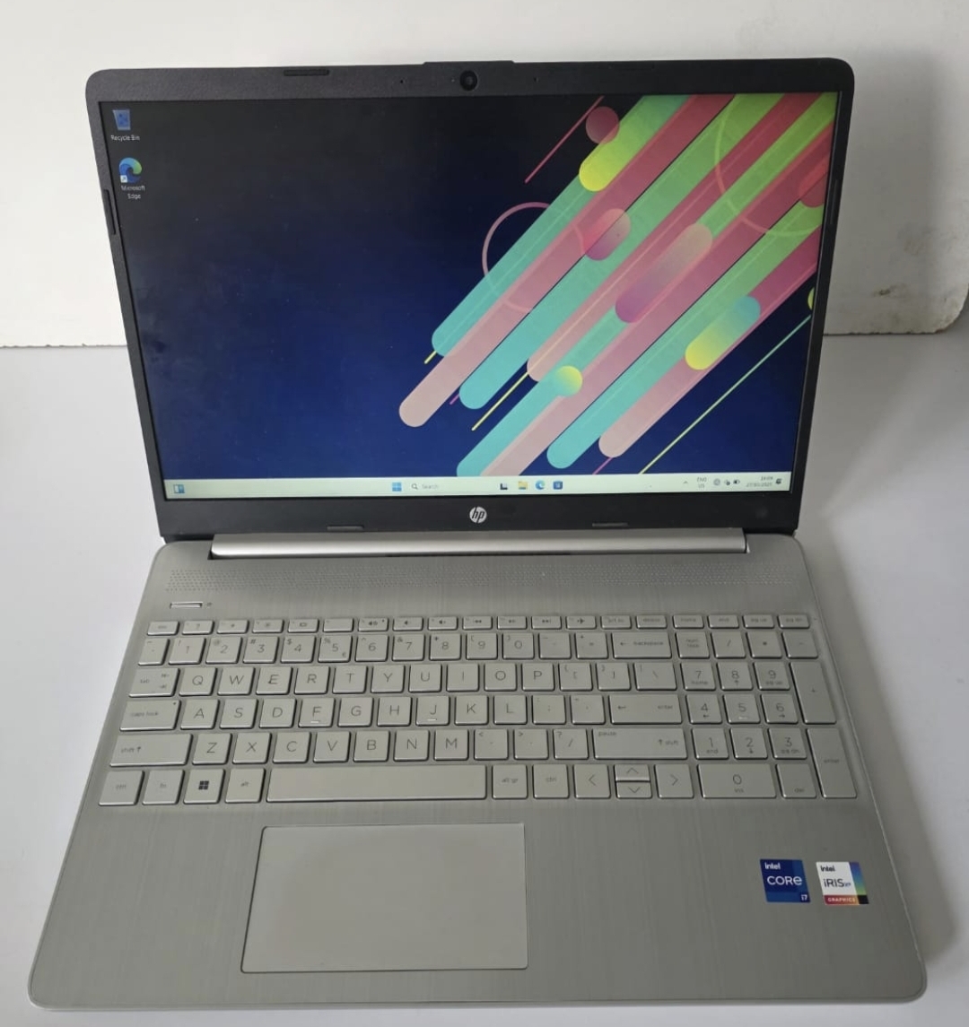 HP Laptop 15s-fq4xxx